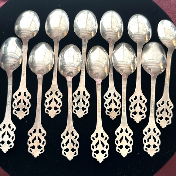 Set of 12 Sterling Demitasse Spoons - Picture 2 of 5